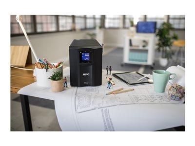 APC Smart-UPS C LCD AC 230 V - 900 Watt - 1500VA USB
